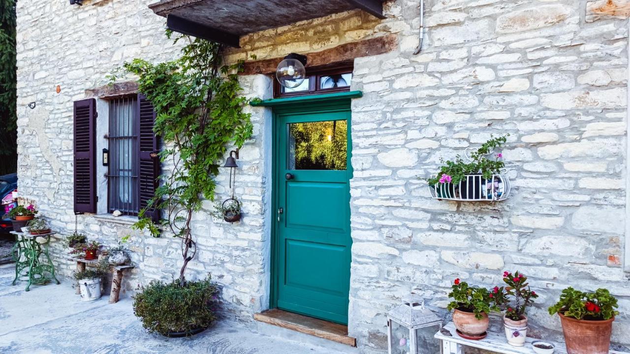 Bed and Breakfast A Casa Di Anna Cortemilia Exteriér fotografie