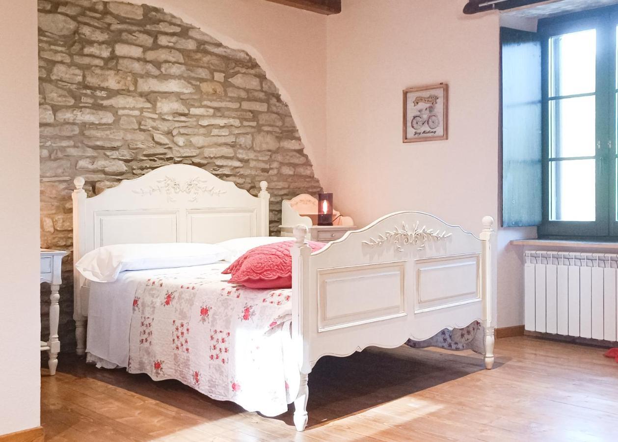 Bed and Breakfast A Casa Di Anna Cortemilia Exteriér fotografie